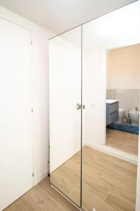 Palm Apartment Milan